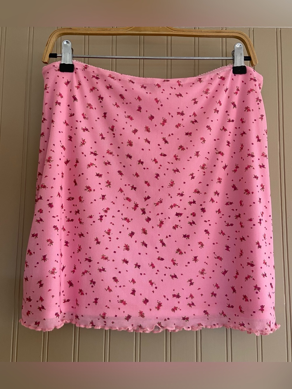 Garage Bubblegum Pink Floral Stretchy Mesh Mini Skirt Women’s Size Large